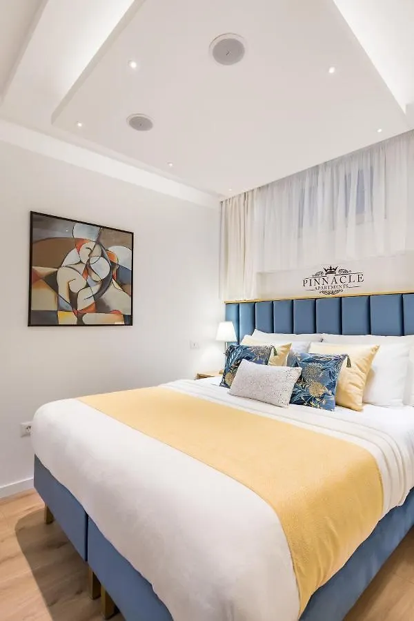 Exquisite Couples Delight With Free Bikes & Parking Apartment Split Croatia