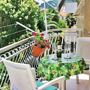 Apartment Luisa In Old Town, Split