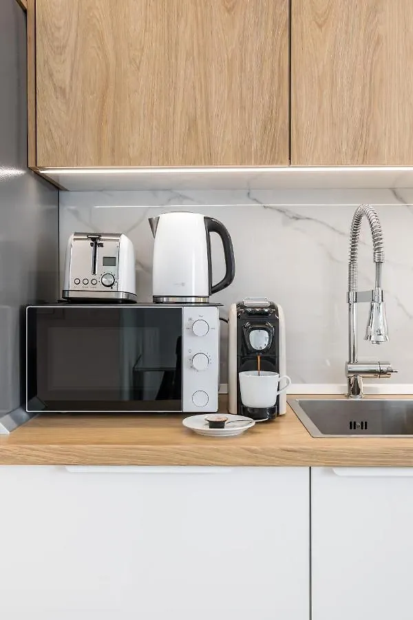 Apartman Exquisite Couples Delight With Free Bikes & Parking